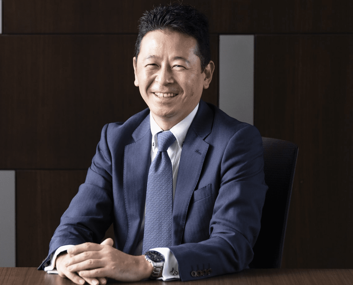 バカラカジノ 代表取締役社長 正木 慎二